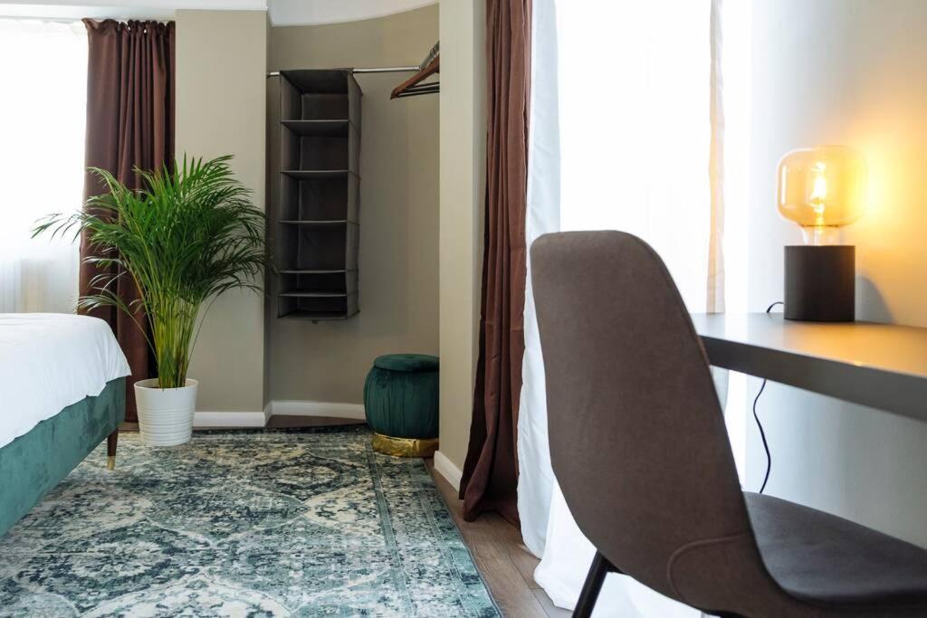 Panoramic Apartment - 4Br - Piata Unirii Bukarest Kültér fotó